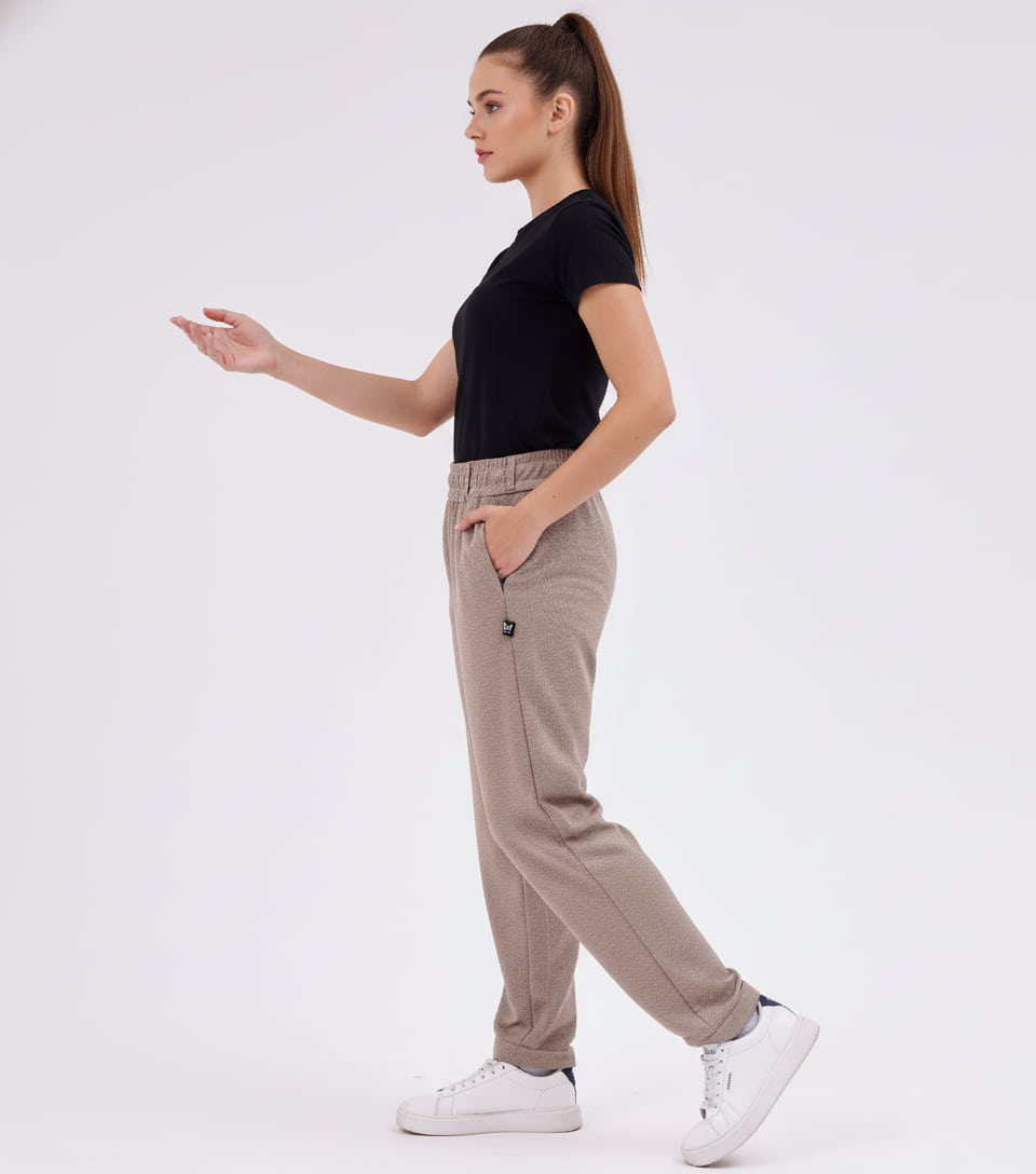 Flow belt Bottom Cuff Trouser - Beige - Image 2